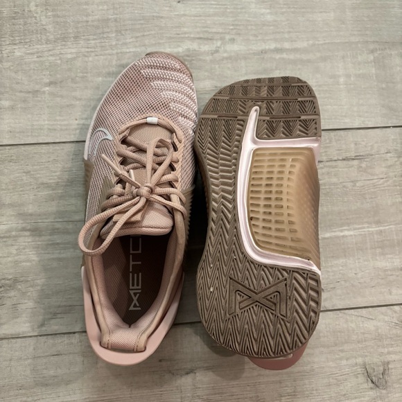 Nike Women's Blush Pink Athletic Shoes - Picture 9 of 10